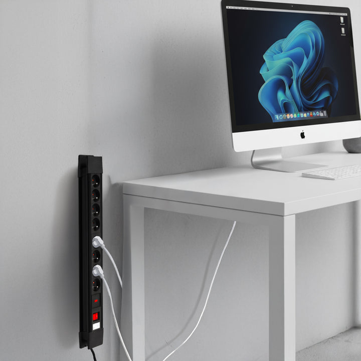 Power strip 8 outlets illuminated switch protection for children