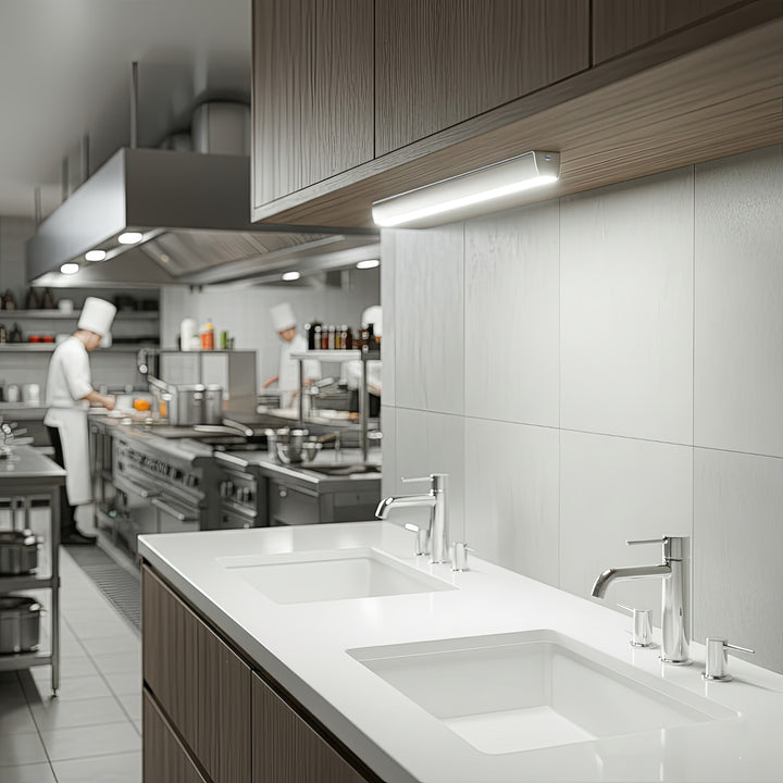 Maclean Energy MCE166 Under Shelf LED Light with PIR Motion Sensor Battery Powered Wireless