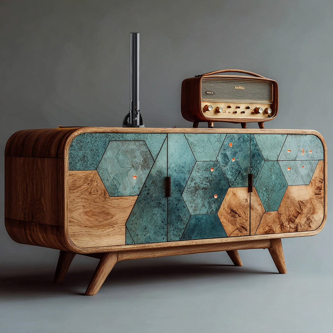 Internal TV antenna HDTV DVB-T2 HEVC DVB-T LTE DAB FM 100dB?V Amplifier Digital Television