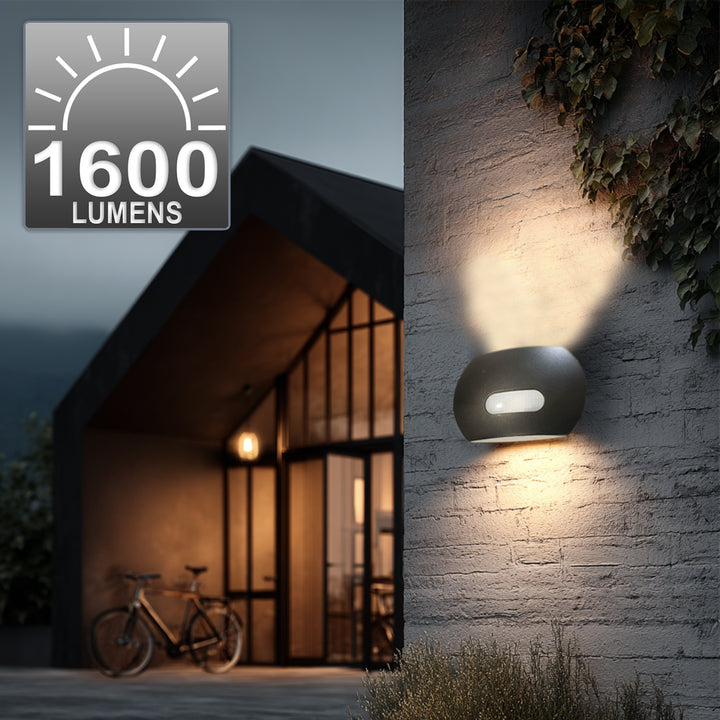 LED-Wandleuchte mit PIR-Sensor Maclean Energy MCE366 - PC+ALU, 20W (1600lm) Neutralweiß 4000K IP65 grau
