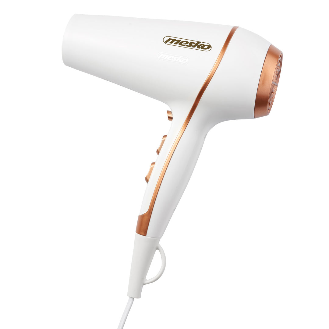 Mesko MS2250 hair dryer with cold blowing function