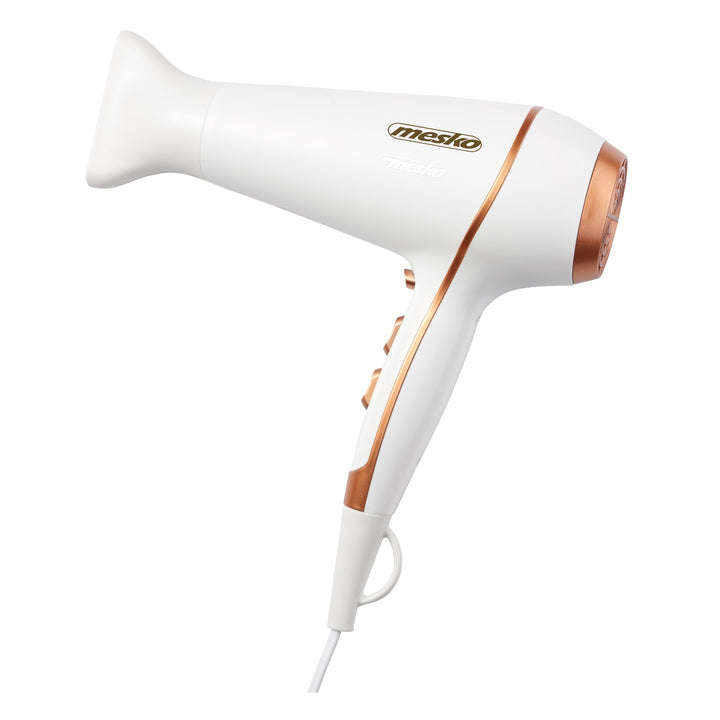 Mesko MS2250 hair dryer with cold blowing function