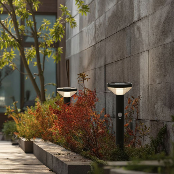 Solar LED lamp with Maclean sensor, black, IP44, 3 light modes, Li-ion 18650 battery 3.7V 1200 mAh, drive-in sensor, MCE465 B