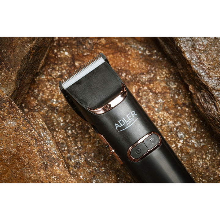 Adler hair clipper, LCD display, 40W, AD 2832