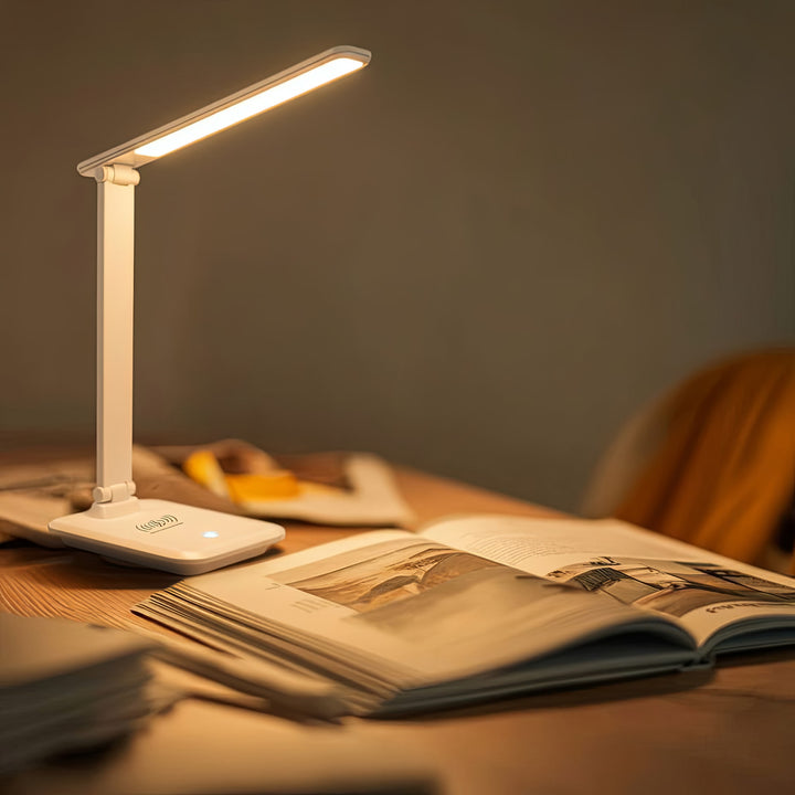 Lámpara de escritorio LED regulable Lámpara de escritorio de 9W con cargador Qi por inducción