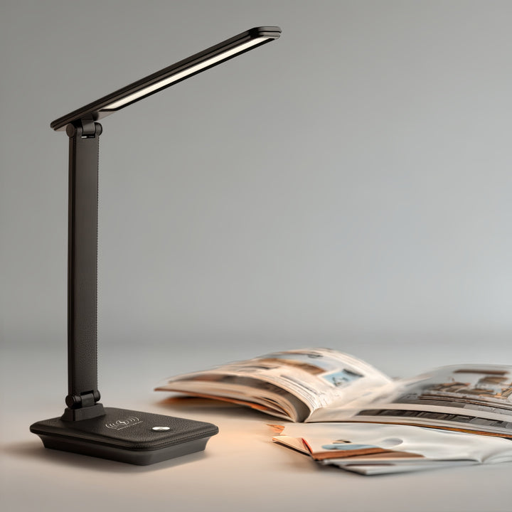 Lampada da scrivania LED dimmerabile Lampada da scrivania 9W con caricatore Qi a induzione