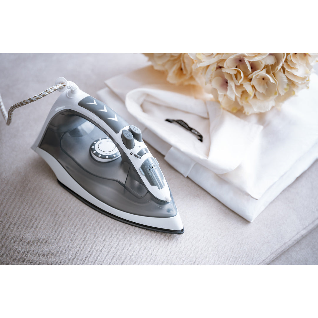 Mesko Steam Iron, 2800W, Ceramic Soleplate, MS 5037