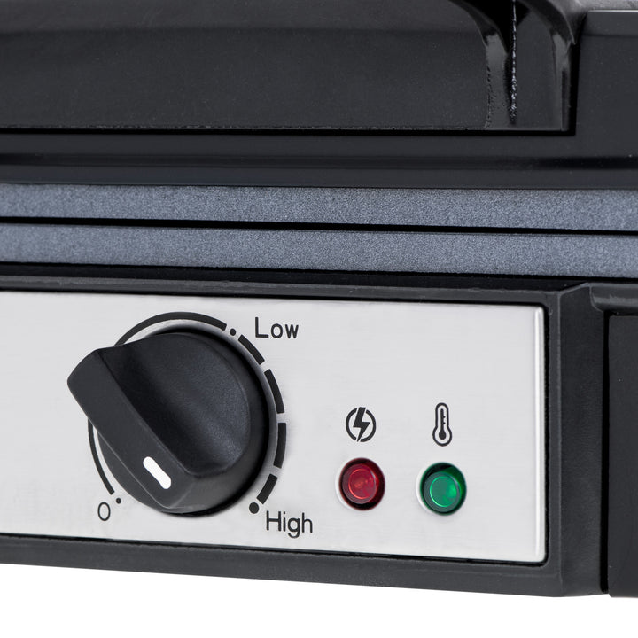 Adler waffle maker, for 4 waffles, temperature control, 1800W, AD 3049