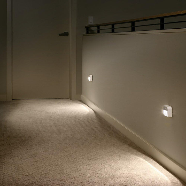 Maclean MCE363 Luz LED de escalera con sensor de movimiento y crepuscular, temp. 4000K, 4 LEDs, Alcance 3-4m