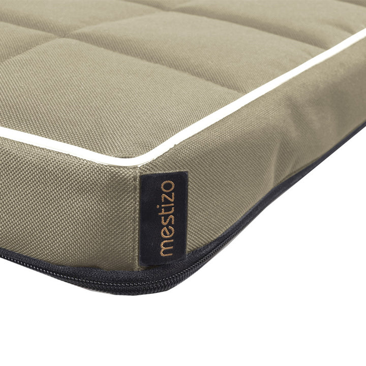 Mestizo - Dierenmat - Hondenkussen - Hondenmatras - 65x50 cm - Maat S - Wasbaar - Beige met witte bies