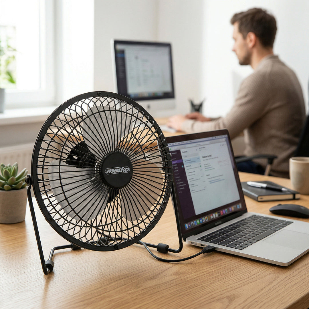 Mesko Desk Fan, 15 cm diameter, USB-powered, vertical oscillation, MS 7322