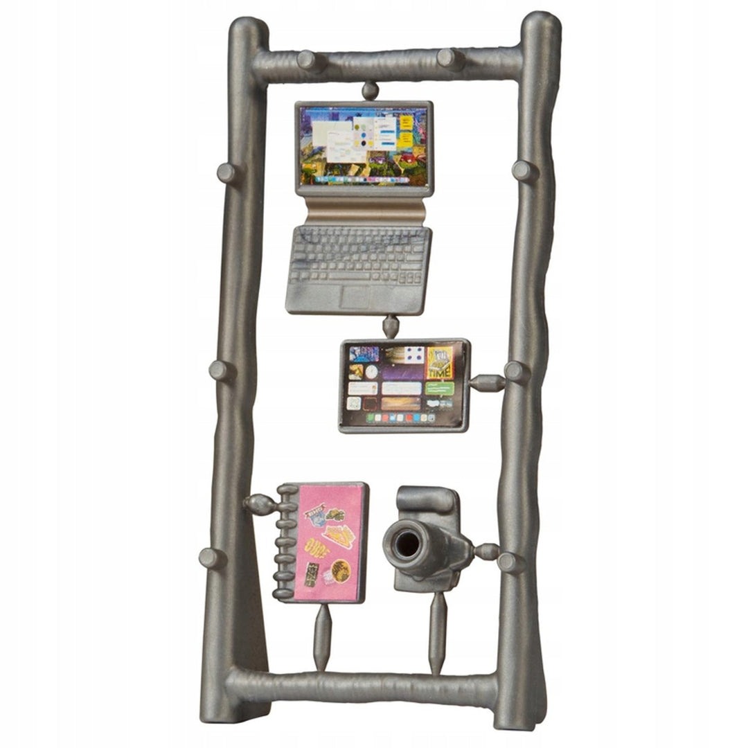 April O'Neil figurine with Warrior Ninja Turtles accessories