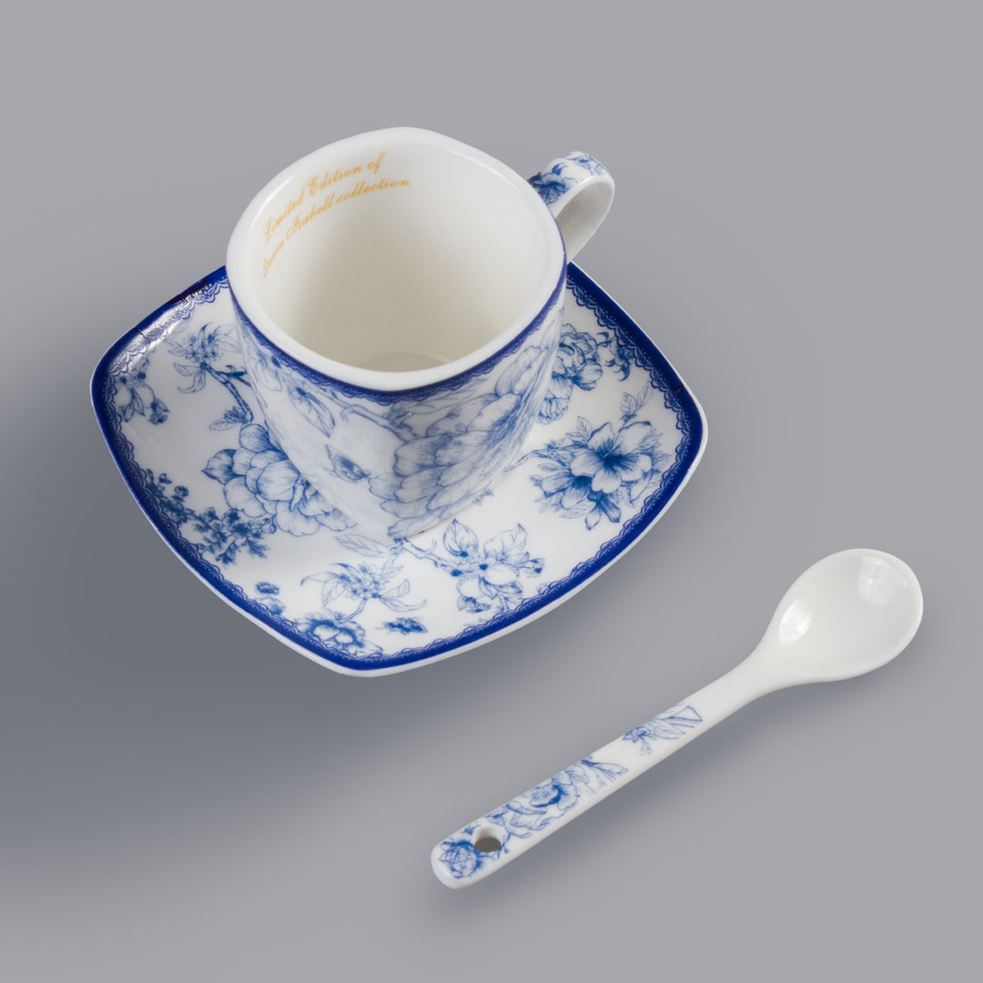 Exclusive porcelain set inspired by the art of timelessness