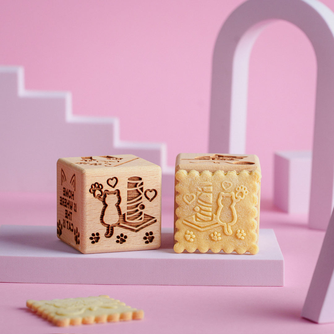 Goody Woody cube à gâteau gravé, 6 cm, bois de hêtre, 6 motifs, chats