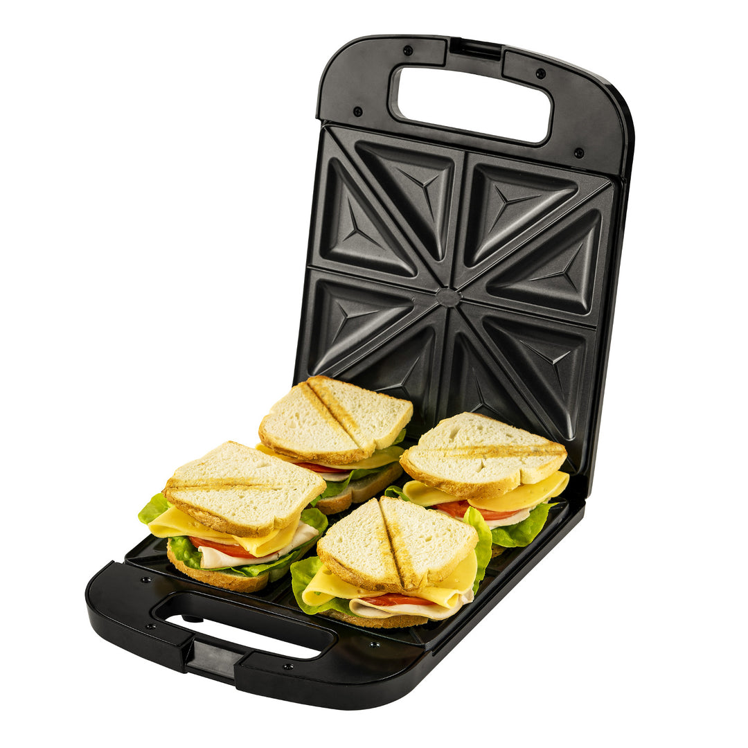 Adler AD 3055 black 2000 Watt sandwich maker for 4 sandwiches