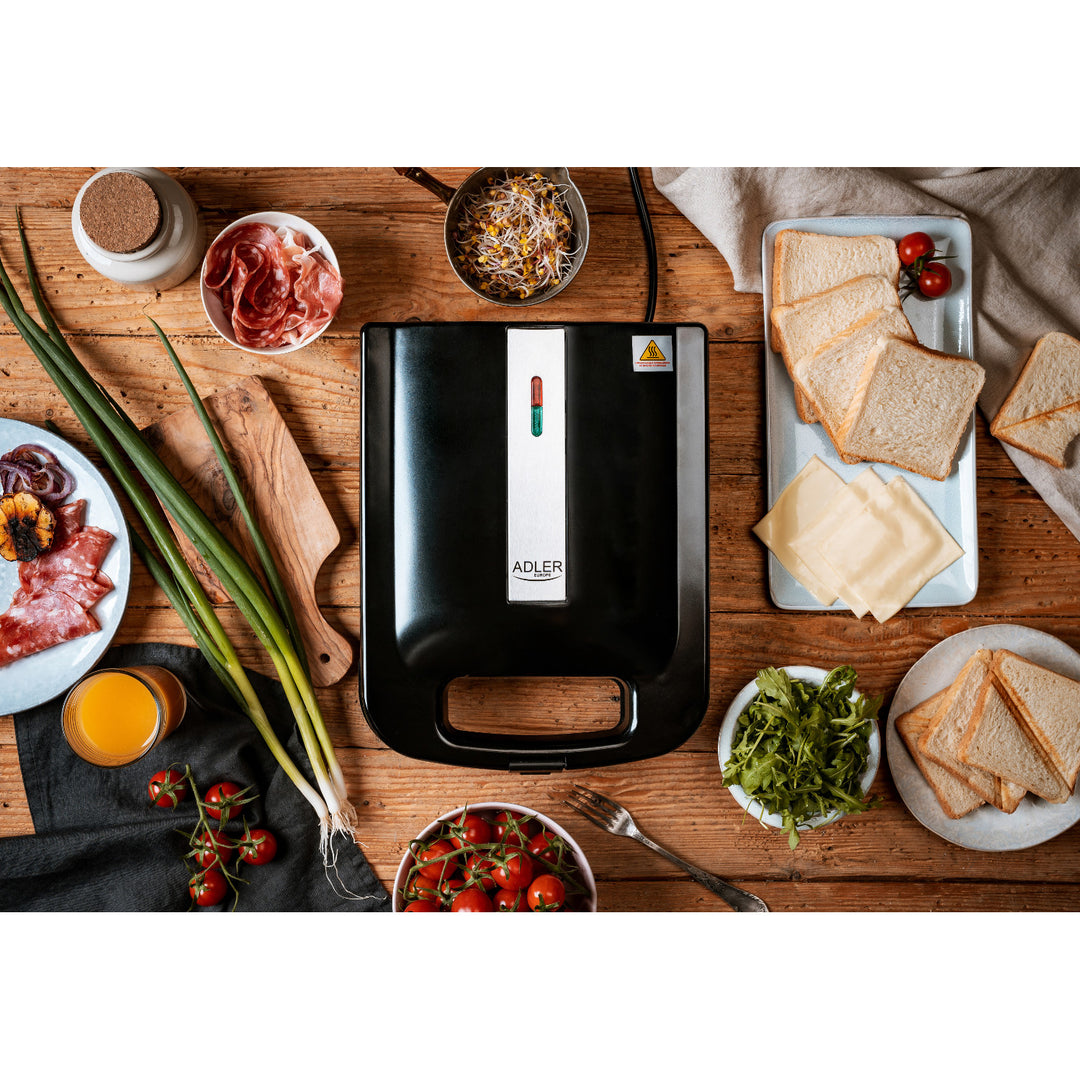 Adler AD 3055 black 2000 Watt sandwich maker for 4 sandwiches