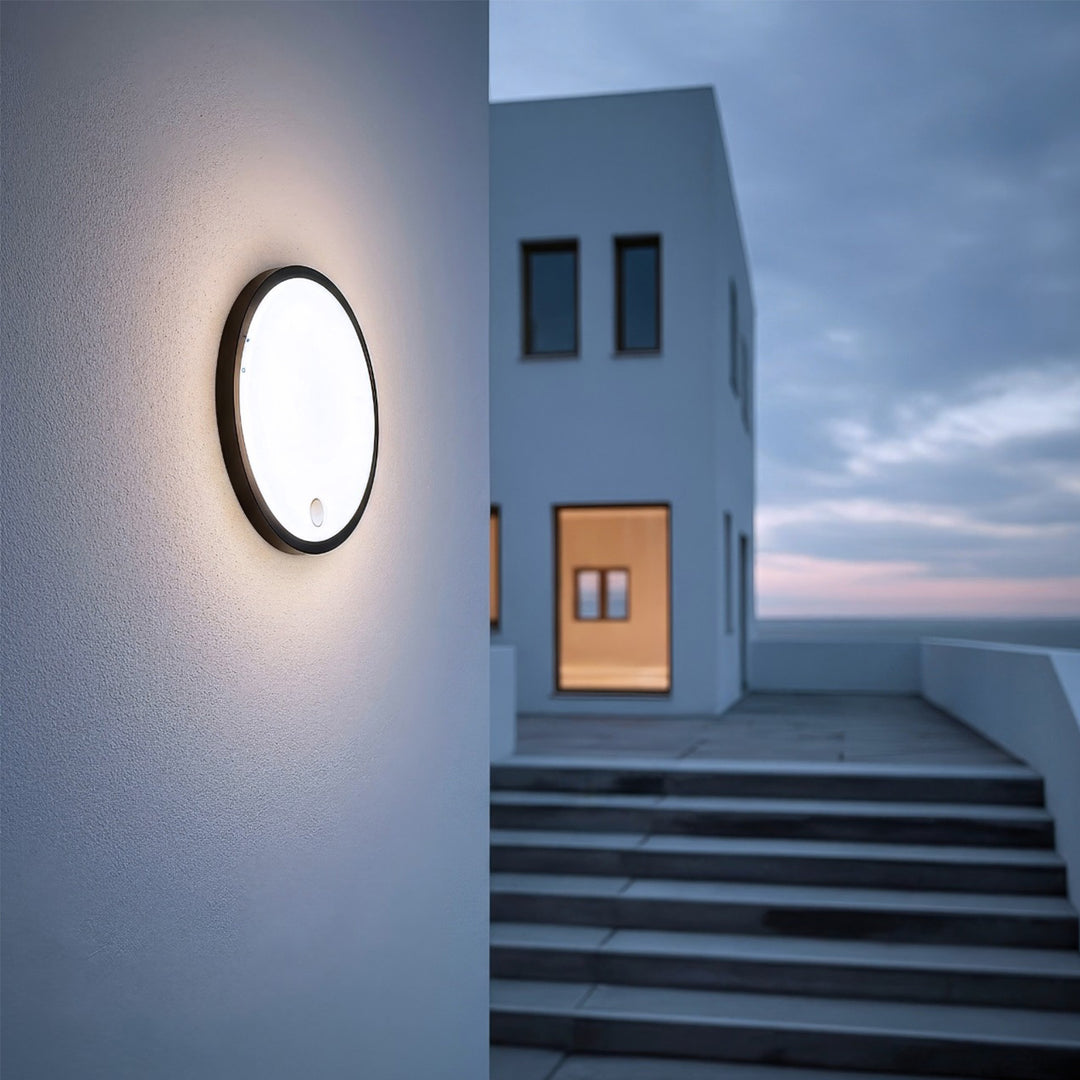 Maclean LED lamp with motion sensor, PIR sensor, black, 10W, IP65, 1000lm, neutral color, MCE525 B