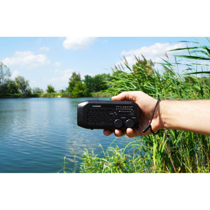 Blaupunkt mains/battery radio, LED flashlight, SOS signaling, Antenna, ER10