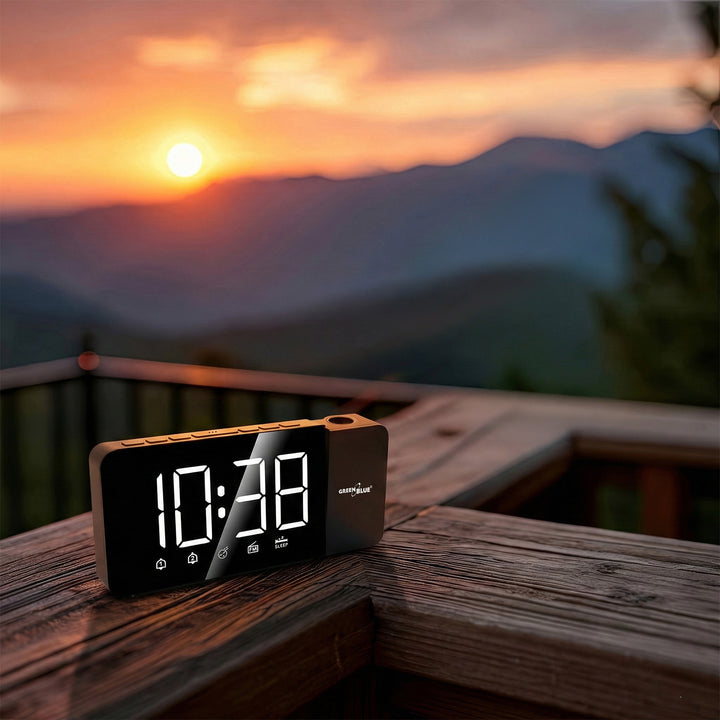 Radio-réveil numérique LED avec projecteur GreenBlue, radio FM, alarme, horloge 12/24, alimentation USB 5V DC + CR2032, GB172