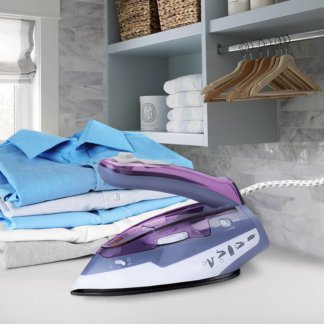 Maestro travel iron, folding handle, 1100W power, non-stick coating, MR-317T