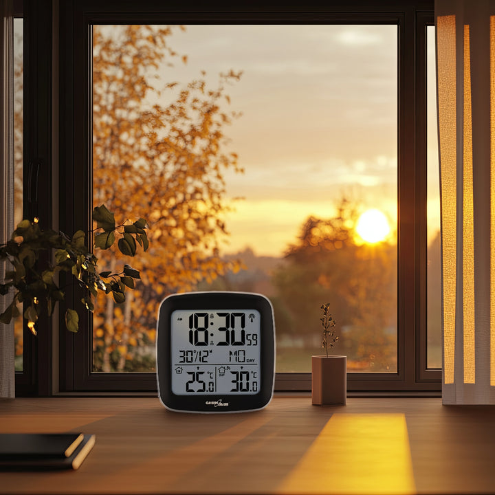 GreenBlue wireless weather station, with DCF system, calendar, alarm, GB542 + 4x Varta Industrial AAA alkaline battery