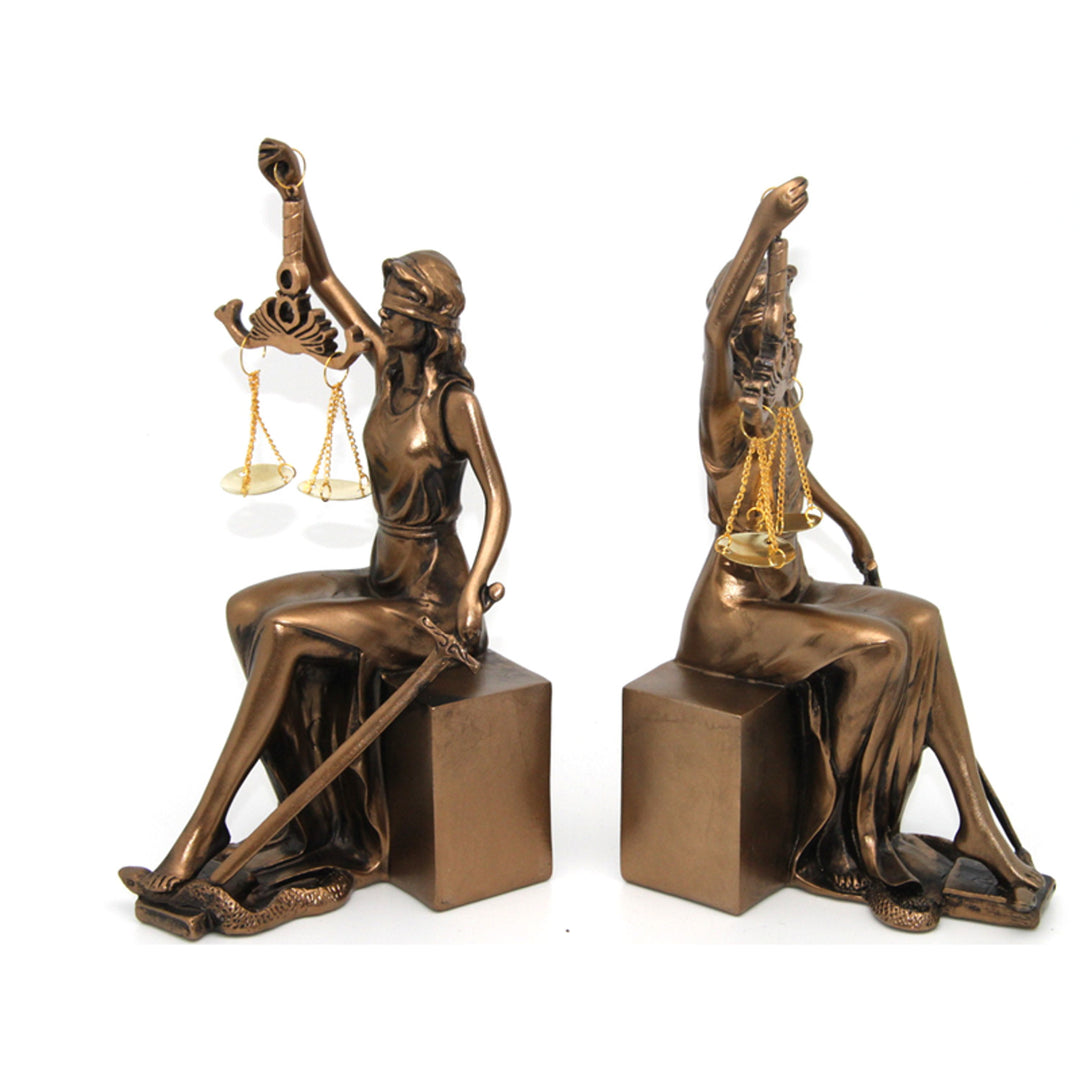 Figurines of Themis with scale and sword, book rests, Queen Isabel, 2 pieces