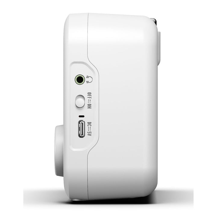 Blaupunkt portable radio, DAB+ digital radio and FM tuner, Bluetooth, headphone output, 2.4 inch color display, clock and alarm function, battery powered and charged via USB-C, DR8WH