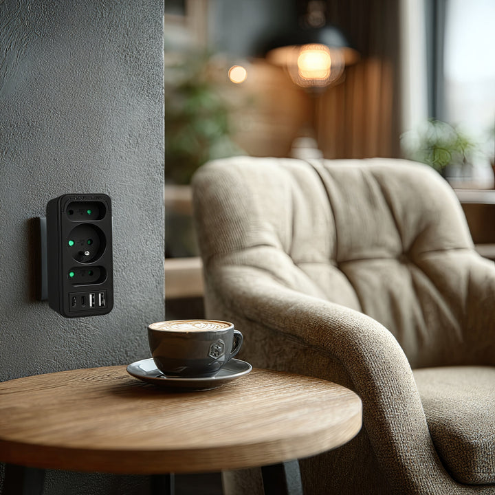 Current socket x3 + 4xUSB Maclean, splitter with 3 sockets, 2xUSB A, 2xUSB C PD 20W, 1x16A + 2x6A, MCE248 F/B, 2 pieces