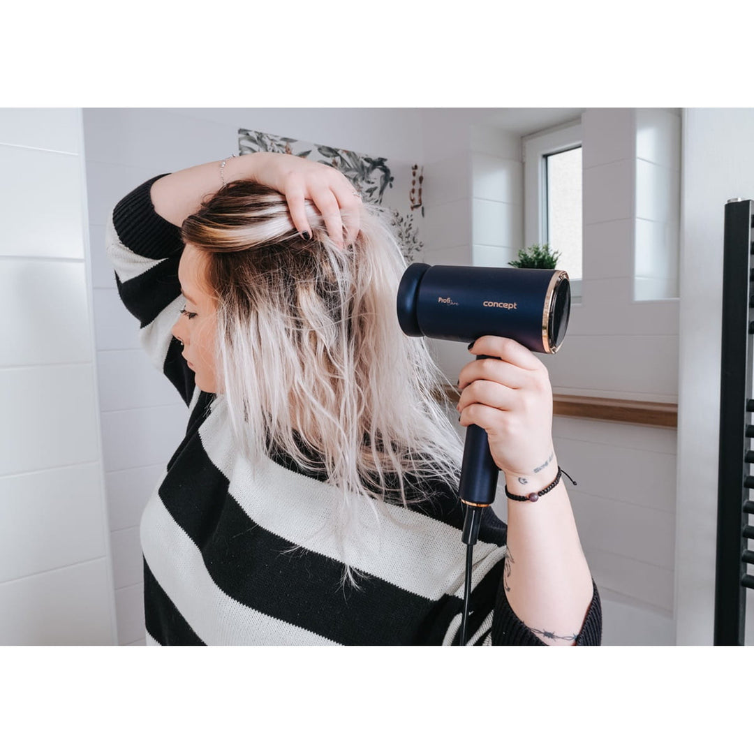 Secador de pelo Concept ProfiCare, motor BLDC, boquillas magnéticas, función Oil Therapy, modo para niños, función Cold Mode, VV8100
