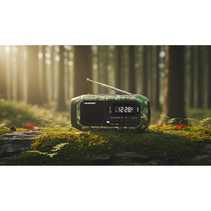 Radio FM con alarma Blaupunkt, linterna LED, luz de lectura, sistema de carga triple, alarma SOS, ER20GC