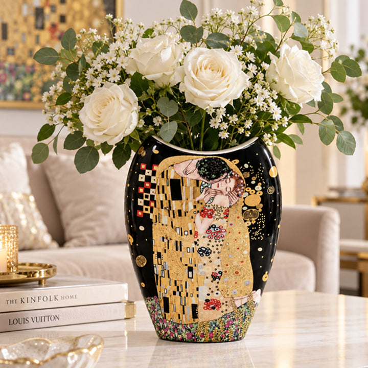 Vase en porcelaine « Le Baiser » de Gustav Klimt, Queen Isabell