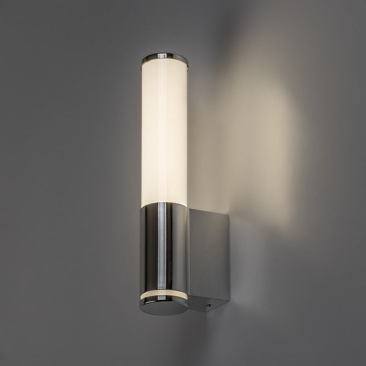 Tenero Indoor Wall Sconce, LED 6W, 4000K, 600 lm, H 29 cm, Chrome, IP44, 75100