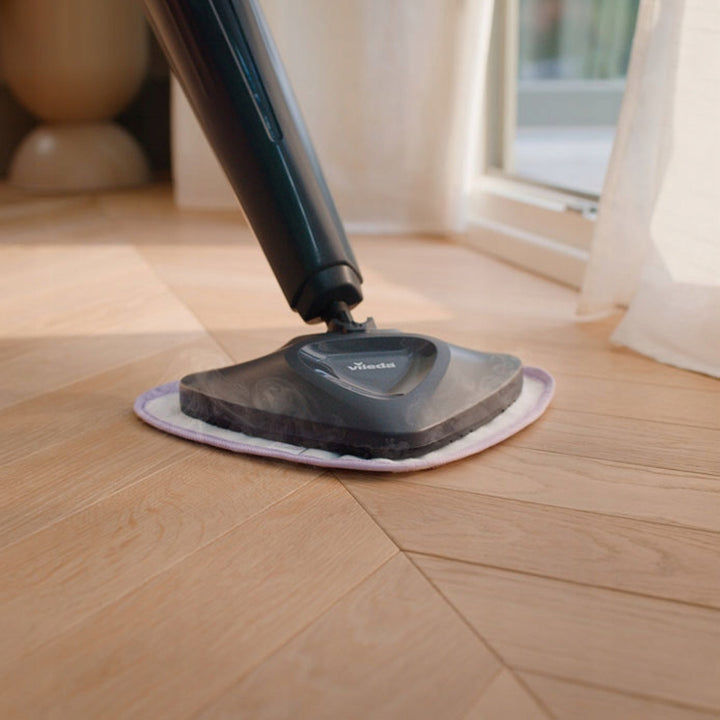 Vileda Steam Plus Pro Steam Mop, kills 99.9% of bacteria, heats up quickly, suitable for all types of floors, 180839