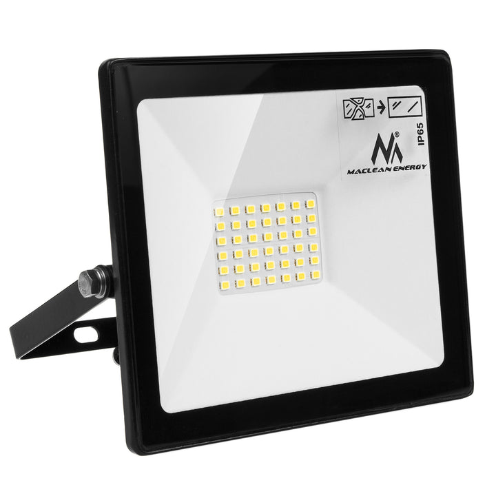 Maclean Energy MCE530 LED slim 30W floodlight, 2400lm Warm White (3000K) WW, IP65, PREMIUM