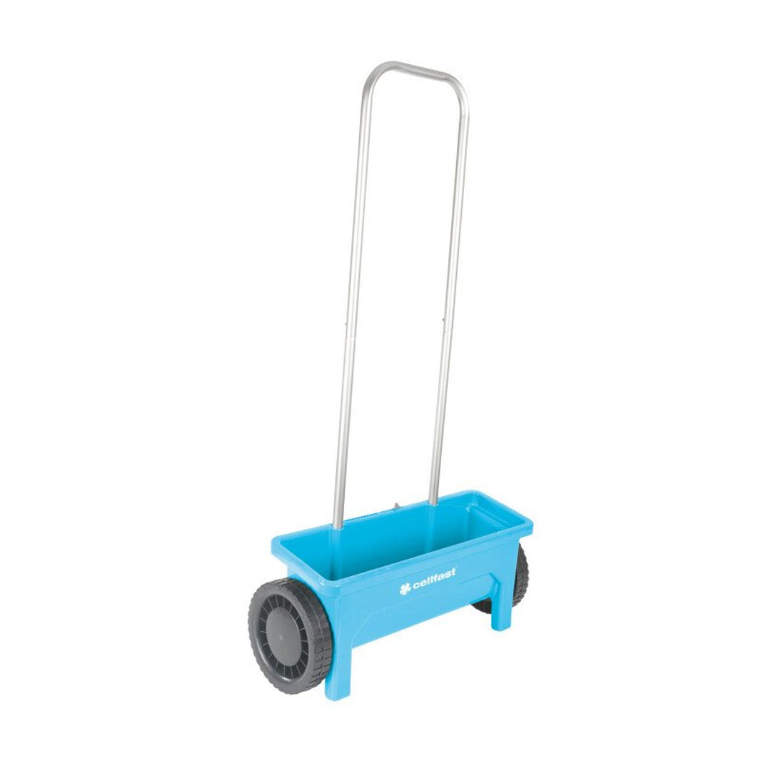 La sembradora universal Cellfast permite plantar una gran superficie sin tener que rellenar el recipiente con frecuencia