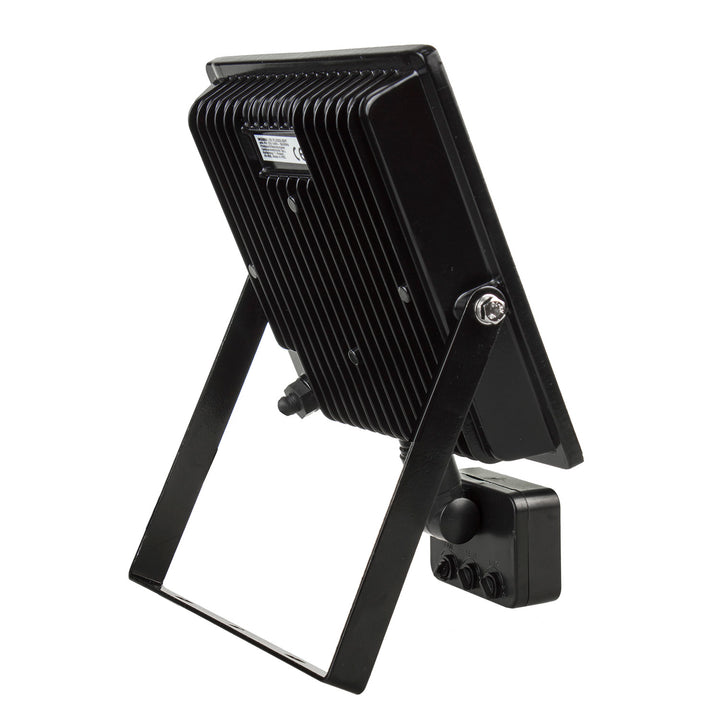 Maclean MCE630 NW LED floodlight with Maclean motion sensor, slim 30W, 2400lm, neutral white (4000K), IP44, MCE630 NW PIR