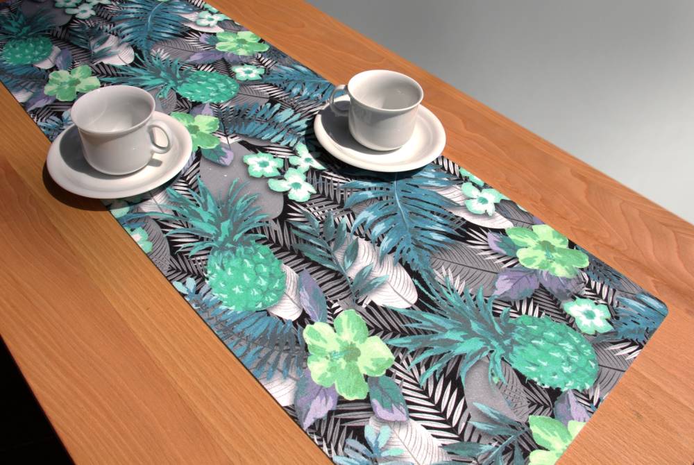 Table runner table ribbon felt tablecloth with pattern table decoration easy care 95 x 33 cm Lambada Green