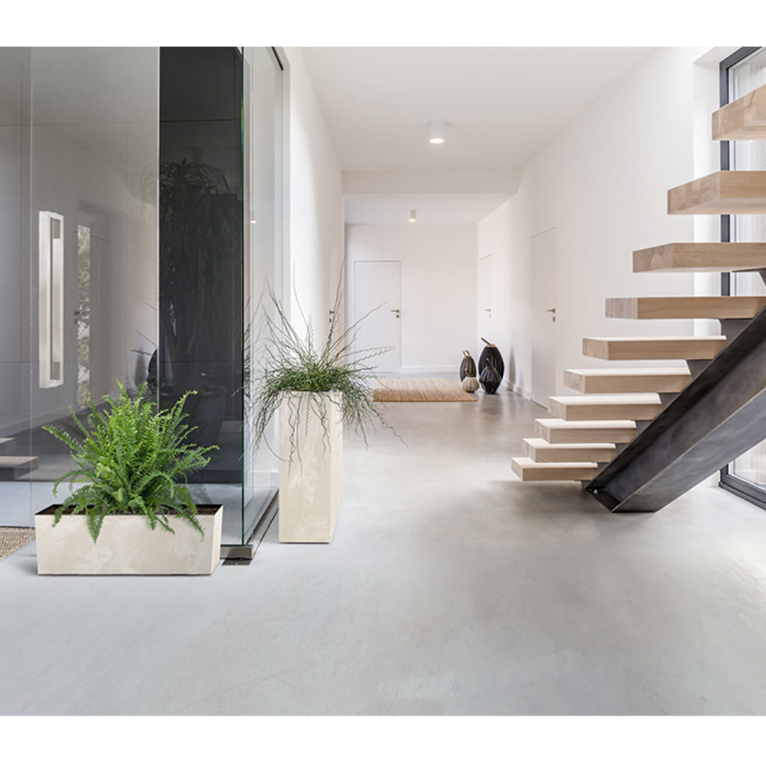 Urbi Case Beton Effect Tower Pflanzkübel mit Innentopf Pflanztrog Blumentrog für Innen- und Außenbereich Rechteckig Kunststoff (77x23,5x68,7cm, Anthrazit)