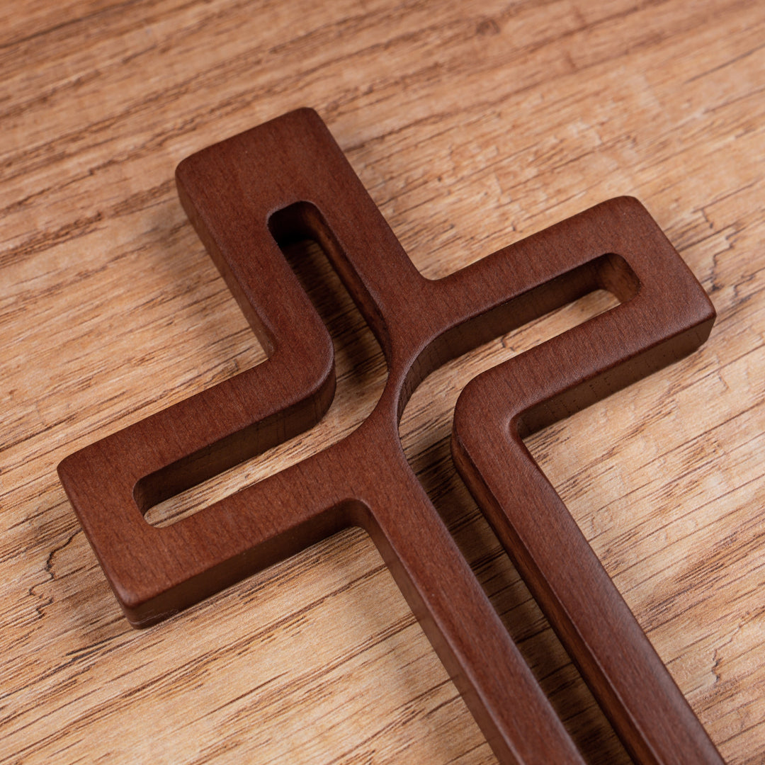 LUDA STUDIO Modern Wooden Hanging Wall Cross Brown 30 x 18 x 1.8 cm Natural Beech Wood