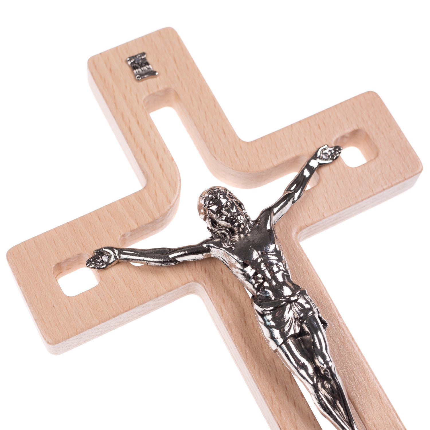 Hölzernes hängendes Kreuz modern mit dem Passionskreuz natürlich
