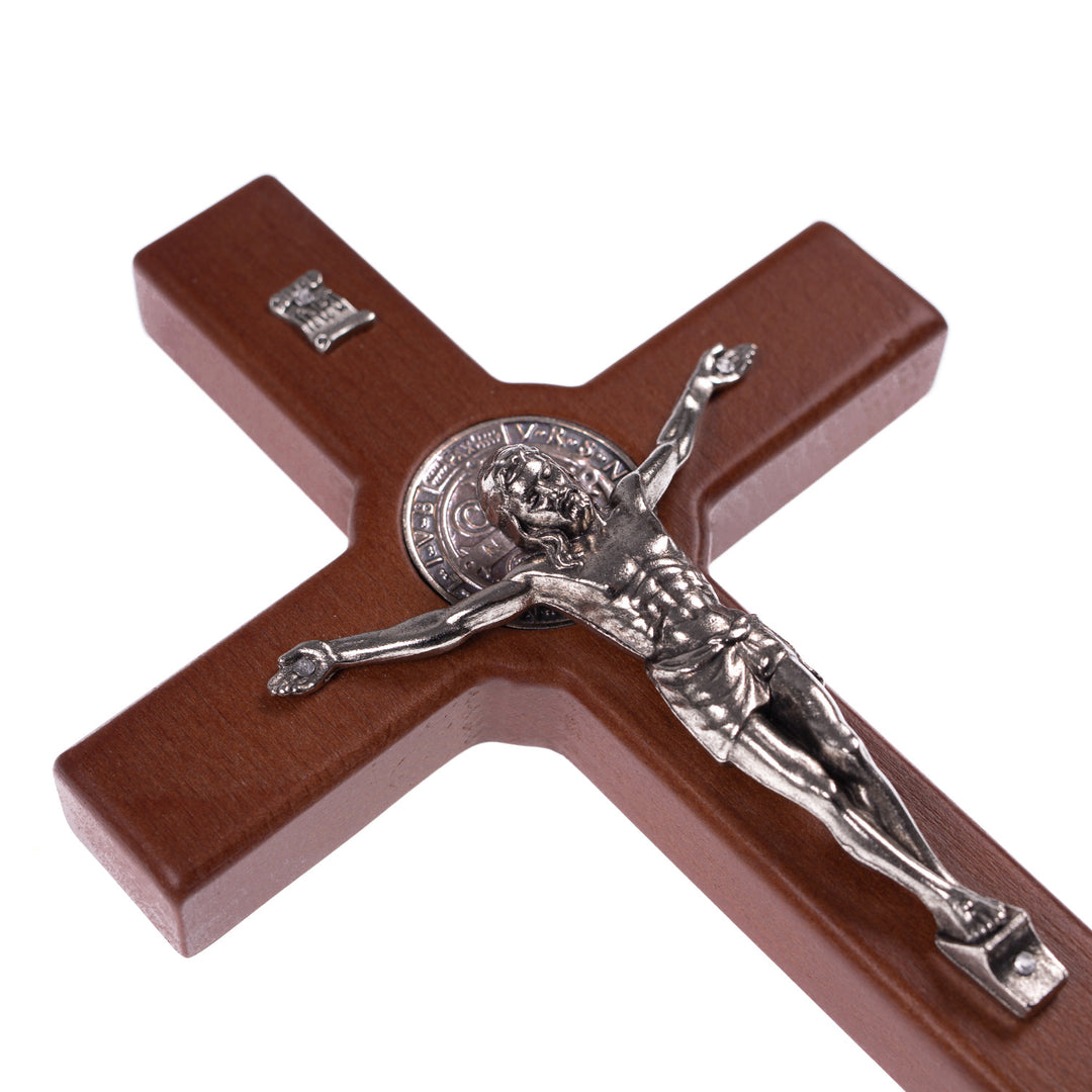 Houten Sint Benedictus kruis hangend met pasque brons 18x10x1.8cm