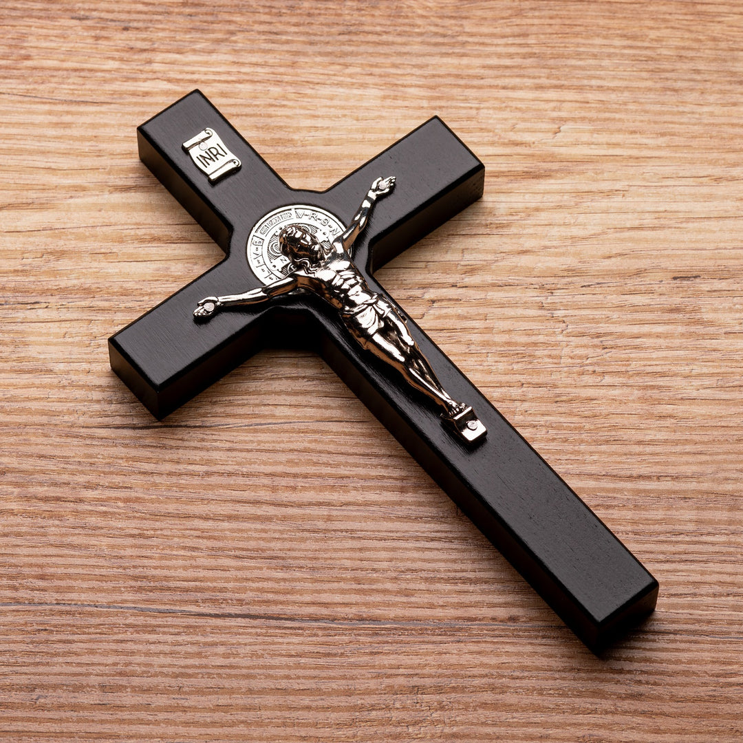 Cruz de Madera de San Benito Cruz Colgante con Símbolo de la Pasión (Negro, 28x16x1.8cm)