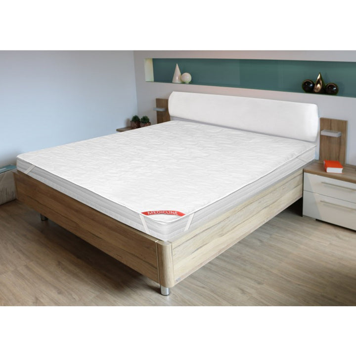 AIO FACTORY Surmatelas/couverture de matelas Ecco matelassé avec élastique, taille 160x200cm en blanc